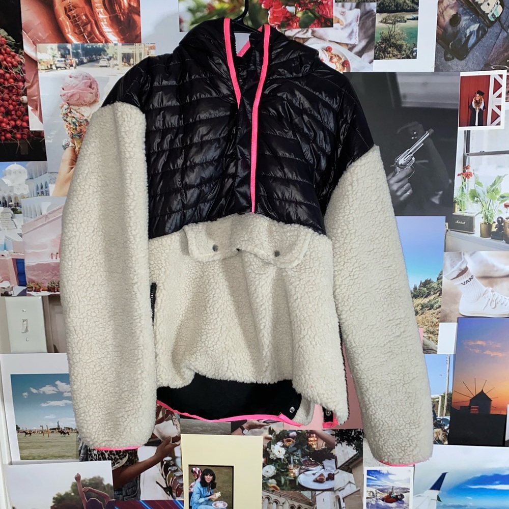American Eagle Puffer Sherpa Pull Over